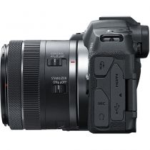 Canon EOS EOS R8 avec objectif RF 24-50 mm f/4.5-6.3 IS STM