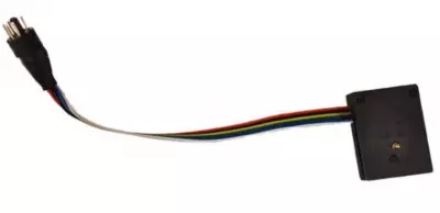Canon hotshoe plug to single Nikonos connector (x and ground connection only)