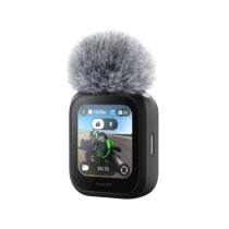 Insta360 GPS t&eacute;l&eacute;commande de pr&eacute;visualisation avec micro int&eacute;gr&eacute;