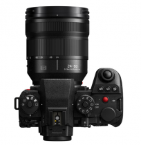 LUMIX S 24-60mm F2.8