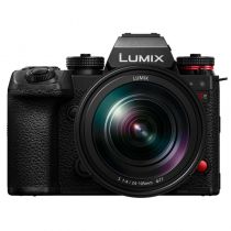 Lumix S1IIE + L 24-105 mm f/4 Macro OIS