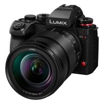 Lumix S1IIE + L 24-105 mm f/4 Macro OIS