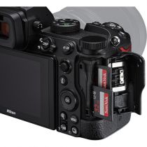 Nikon Z5 + Z 24-200 mm f/ 4.0-6.3 VR