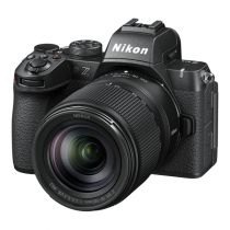 Nikon Z50 II + 18-140 mm f/3.5-6.3 VR