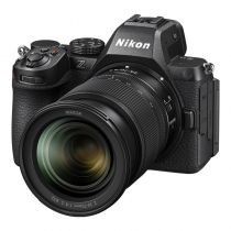 NIKON Z5II + Z 24-70 mm f/4 S