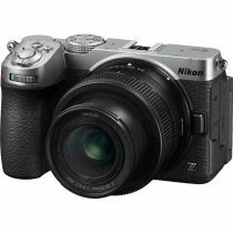 Nikon Z5IIC + 24-50mm f/4-6.3 silver (bo&icirc;tier nu) 