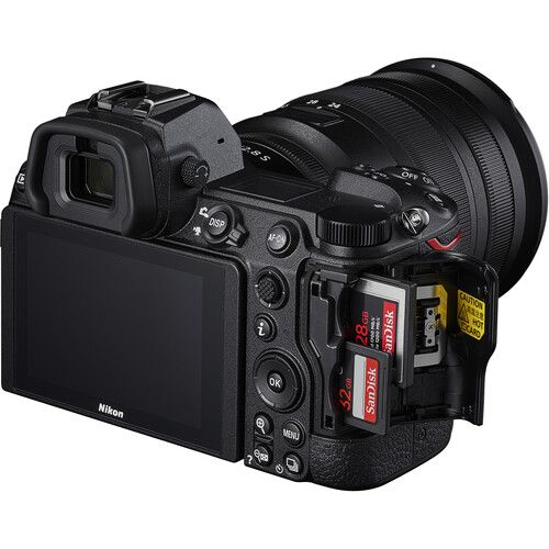 Nikon Z7 II + FTZ + 24-70 mm F4