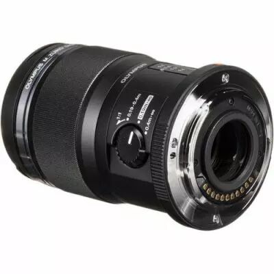 Olympus 60 mm f/2,8 macro
