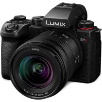 PANASONIC LUMIX DC-S5 II + L 24-105 mm f/4 Macro OIS