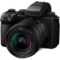 Panasonic S5 II X Lumix avec 20-60mm f/3,5-5,6