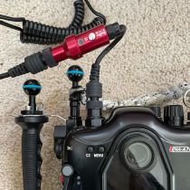 Prise B14 Ikelite ICS-5 avec filetages M14