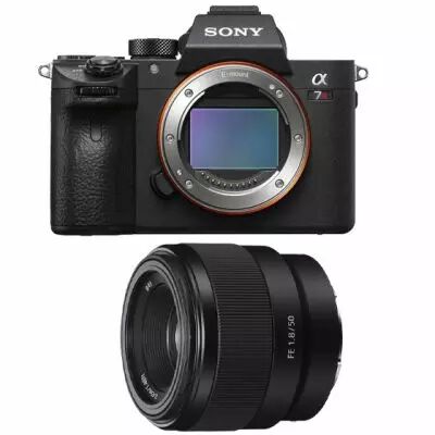 SONY Alpha A7R V Boitier avec SONY FE 50 mm f/1.8
