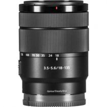 Sony E 18-135 mm f / 3,5-5,6 OSS